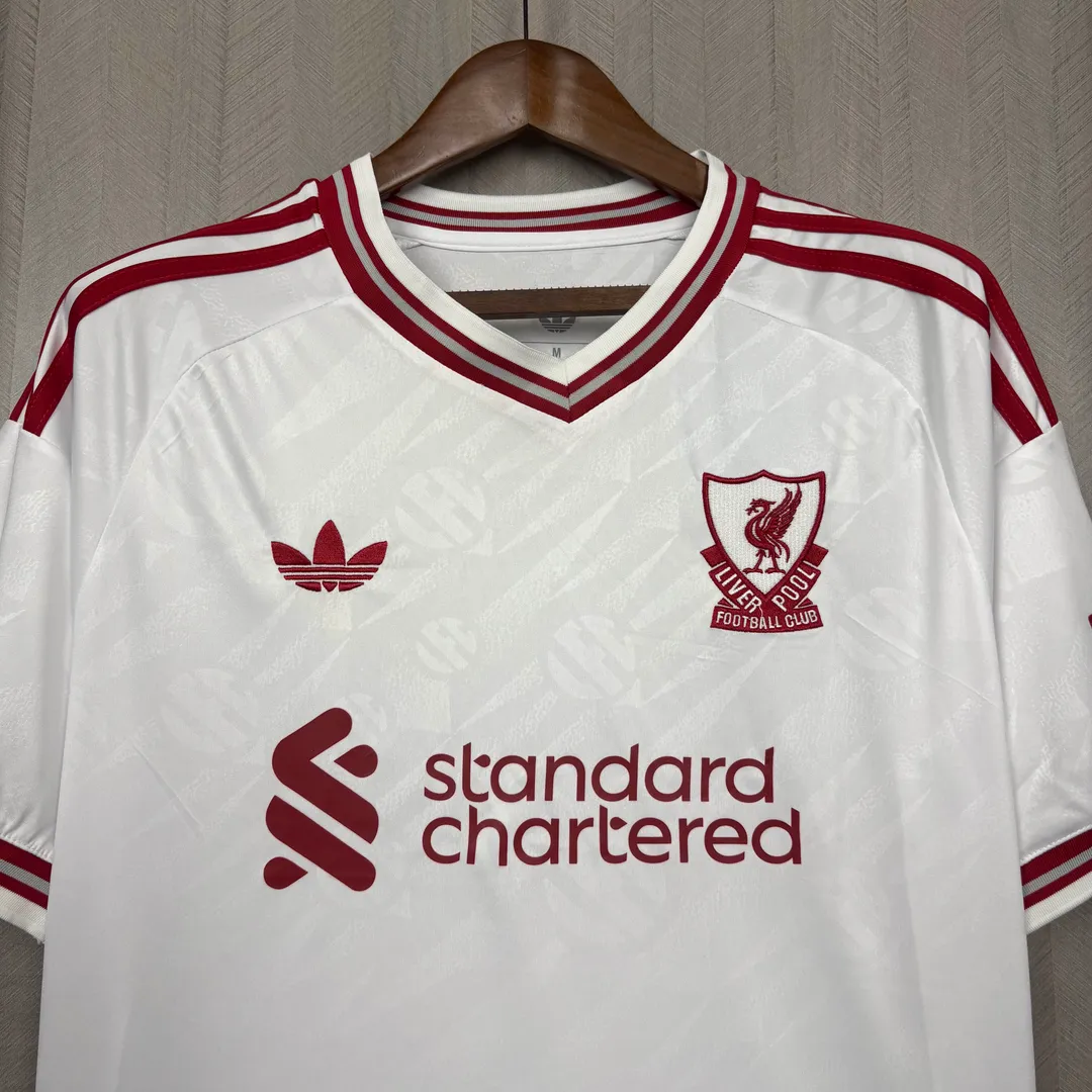 Koszulka Liverpoolu wyjazdowa 2026/27--2