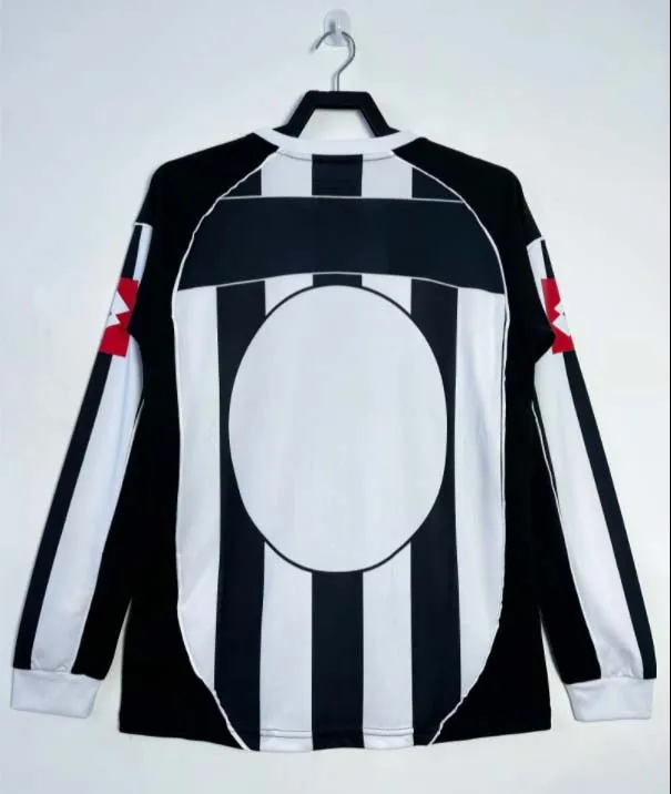 Koszulka Retro Juventusu domowa 2002/03 z długim rękawem--1