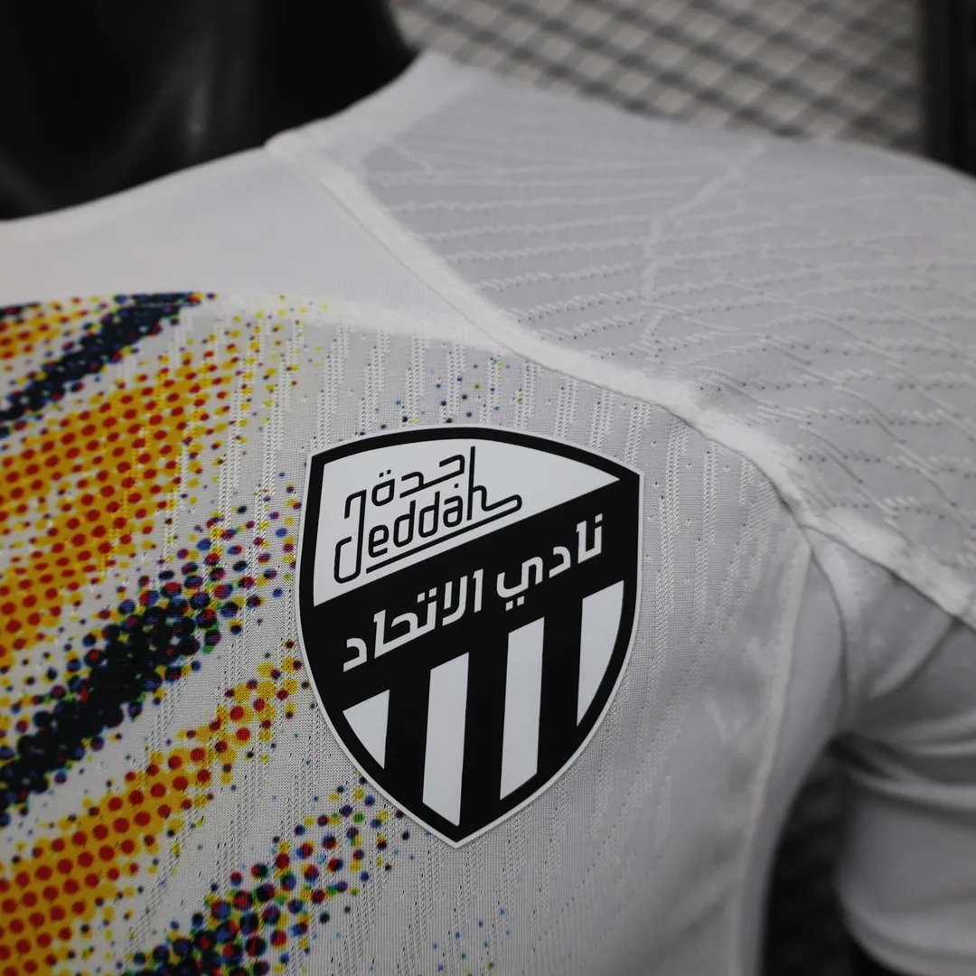 Camisola Al-Ittihad Alternativa 2024/25 Versão Jogador--5