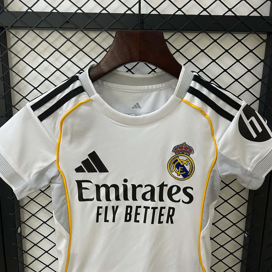 Maillot Kit Enfant Real Madrid Domicile 2025/26--2