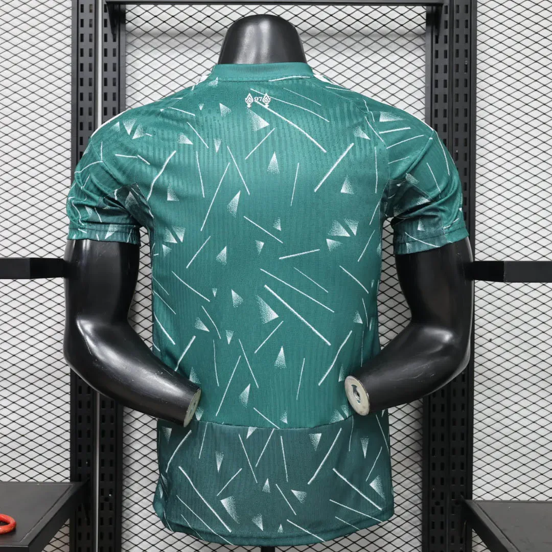 2026/2027 Player Version Liverpool Goalkeeper Green Shirt--1