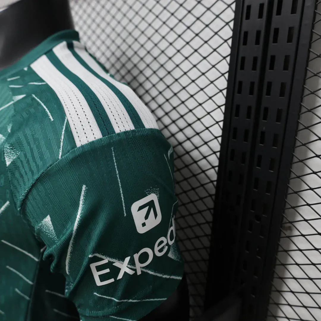 2026/2027 Player Version Liverpool Goalkeeper Green Shirt--6