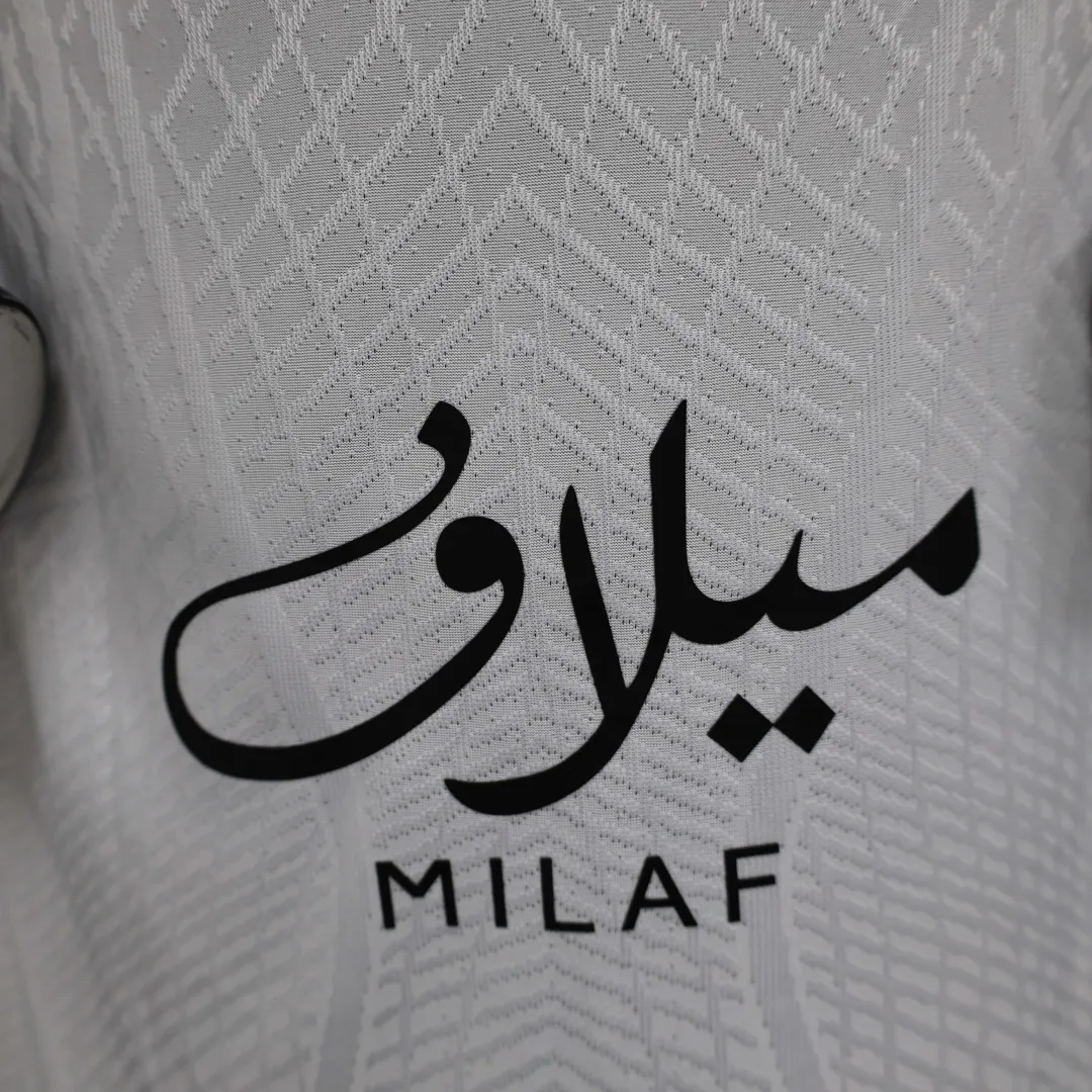 Camisola Al-Ittihad Alternativa 2024/25 Versão Jogador--10