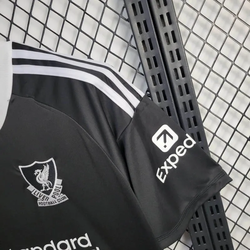 2025/2026 Liverpool Goalkeeper Black Jersey--6