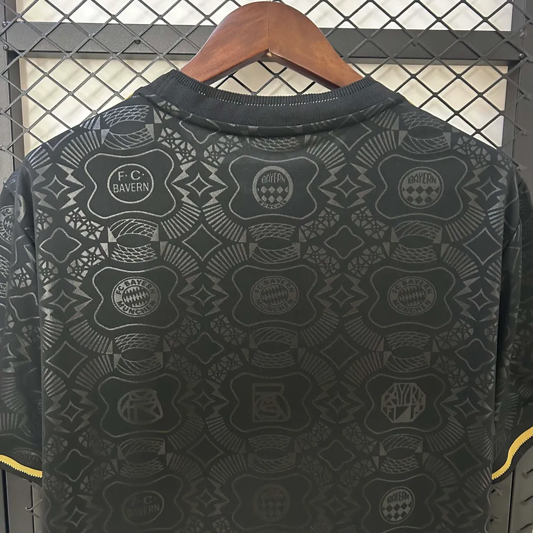 Camiseta Bayern de Múnich Edición 125º Aniversario 2024/25 Negra--3
