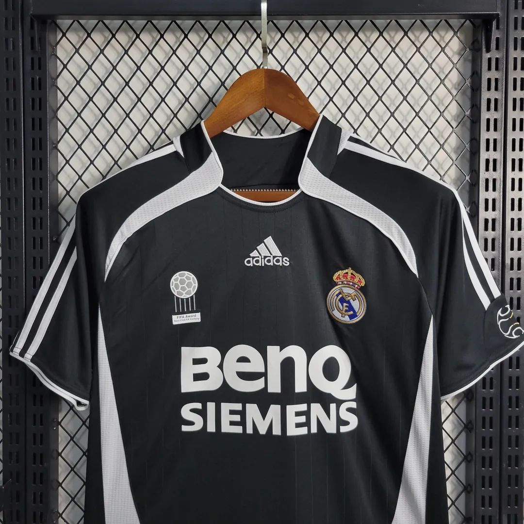 Camisola Retro Real Madrid Alternativa 2006/07--2