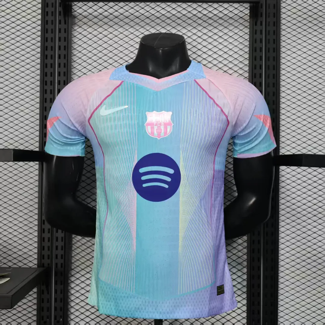 Camiseta Barcelona Concept 2025/26 Versión Jugador Rosa y Azul Degradado