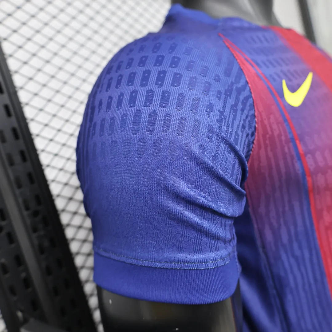 Maillot Barcelone Domicile x Olivia Rodrigo 2025/26 Version Player--7