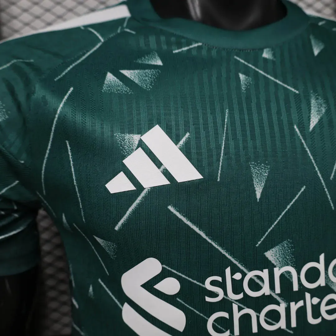 2026/2027 Player Version Liverpool Goalkeeper Green Shirt--3