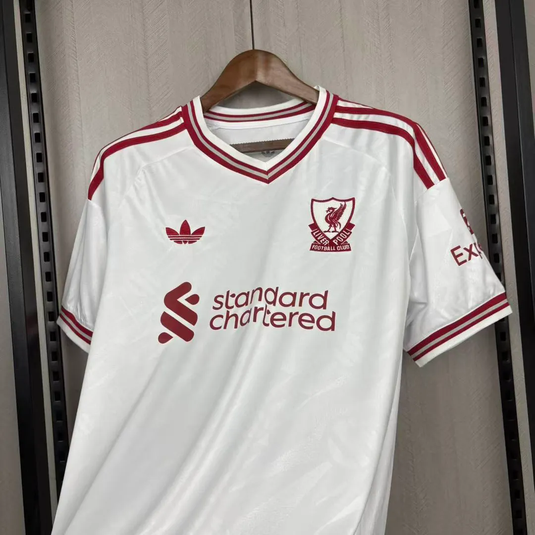 Koszulka Liverpoolu wyjazdowa 2026/27--7