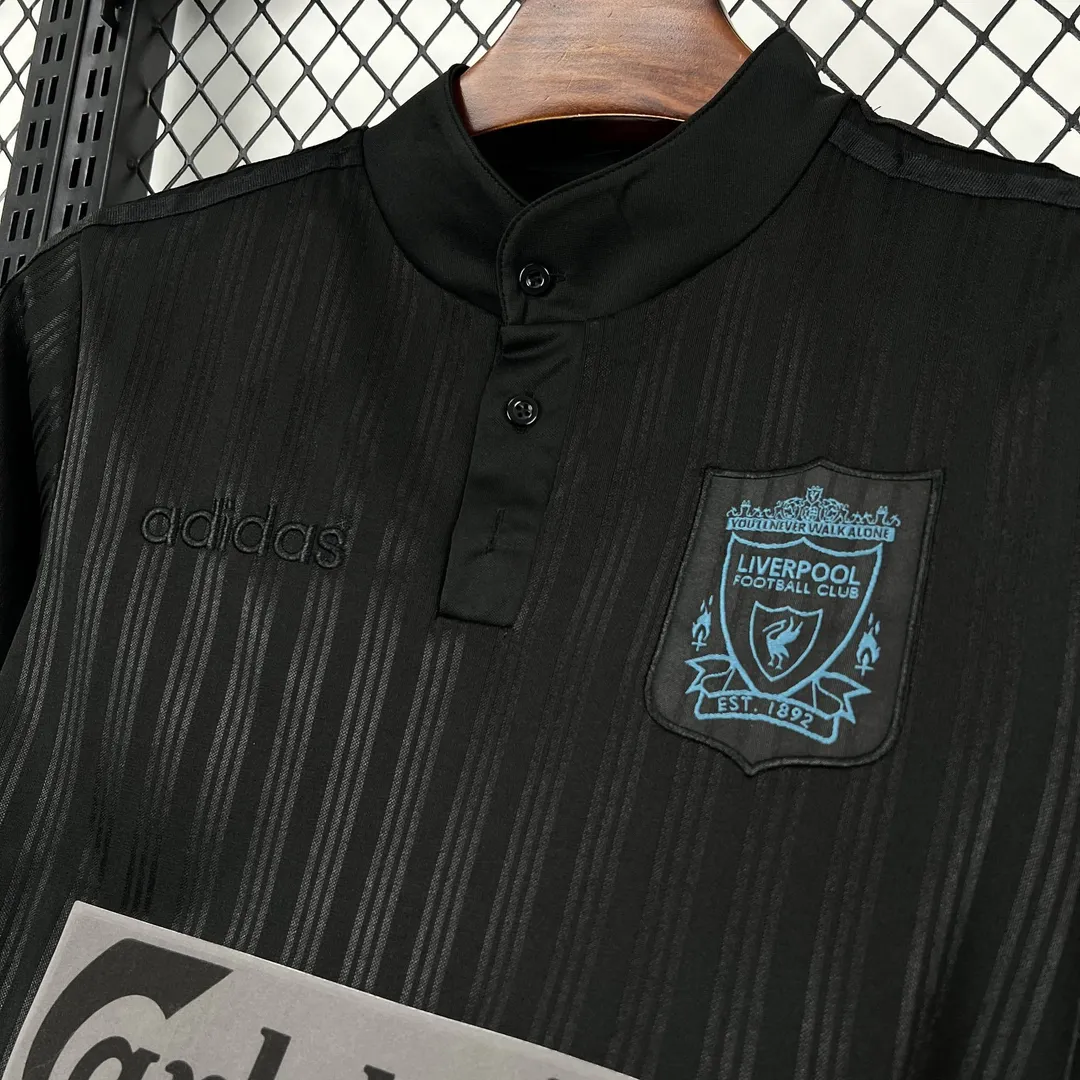 Camiseta Retro Liverpool Edición Especial Blackout 1995/96 Negra--3