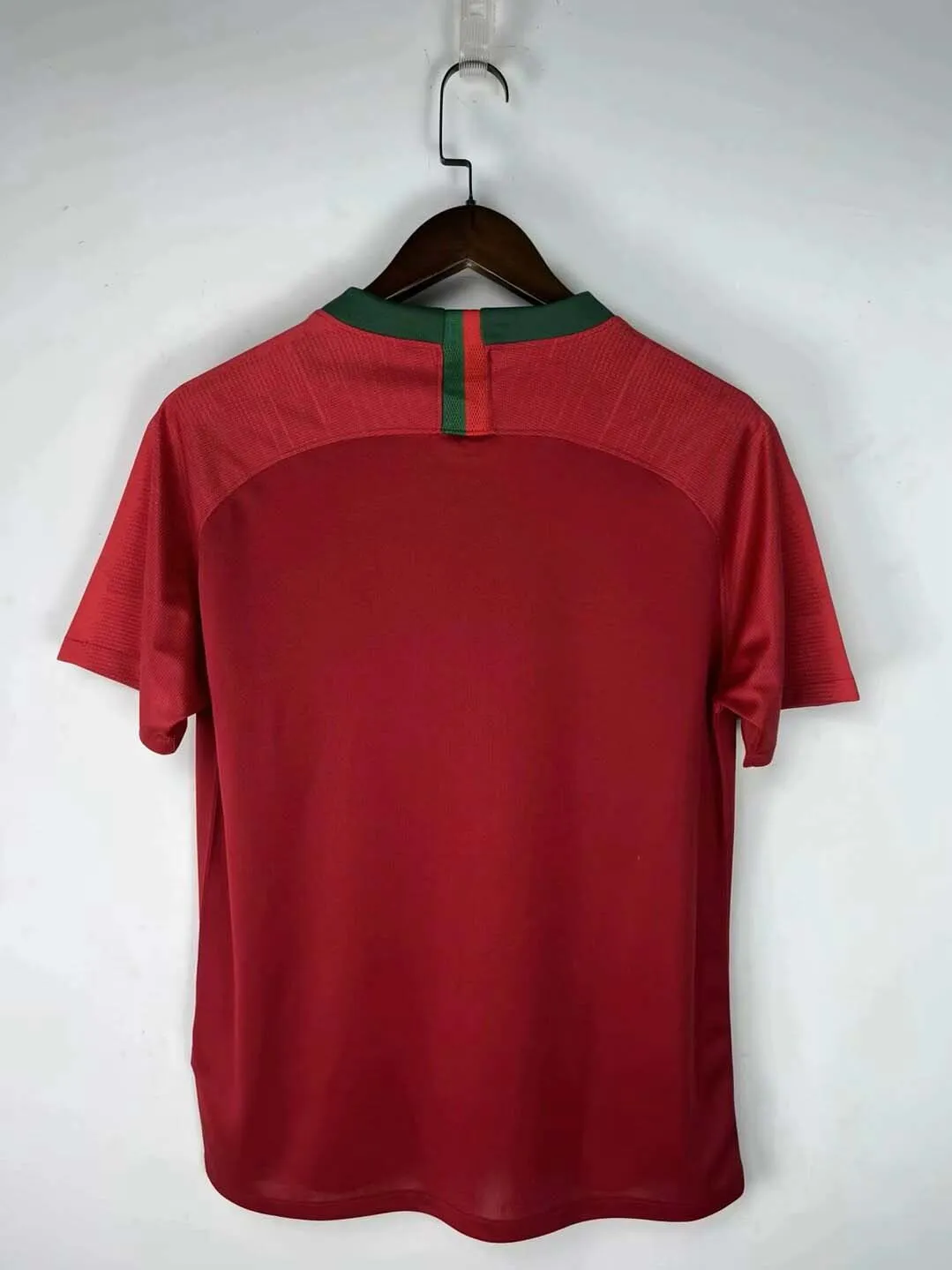 Camisola Retro Portugal Principal 2018--1
