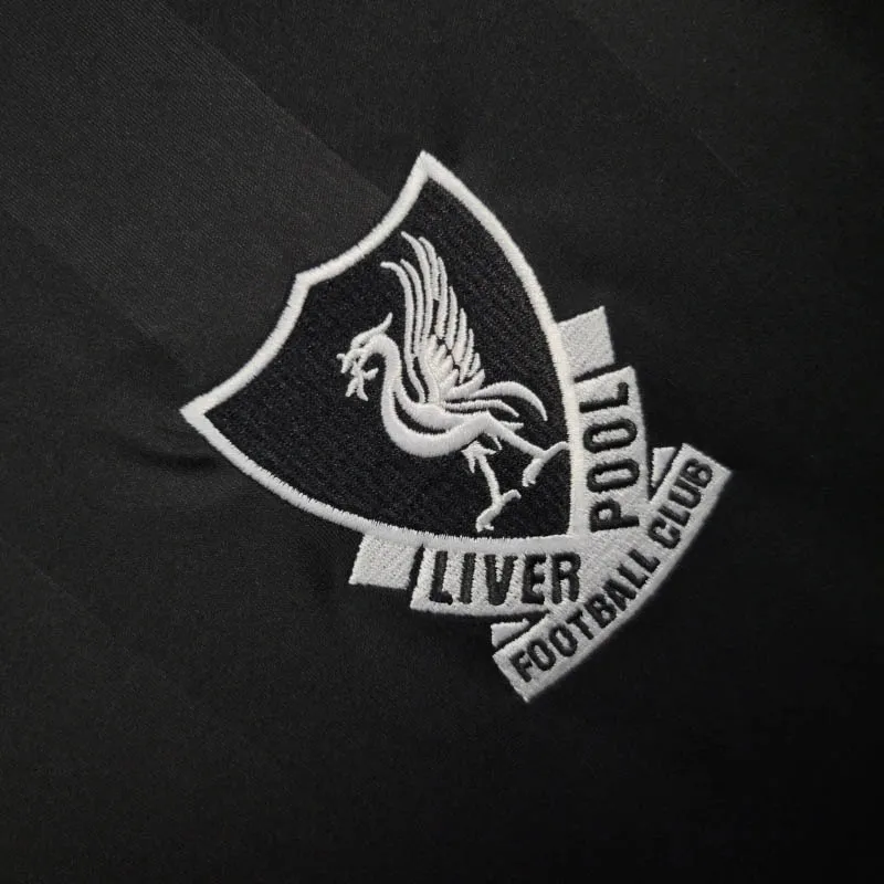 2025/2026 Liverpool Goalkeeper Black Jersey--5