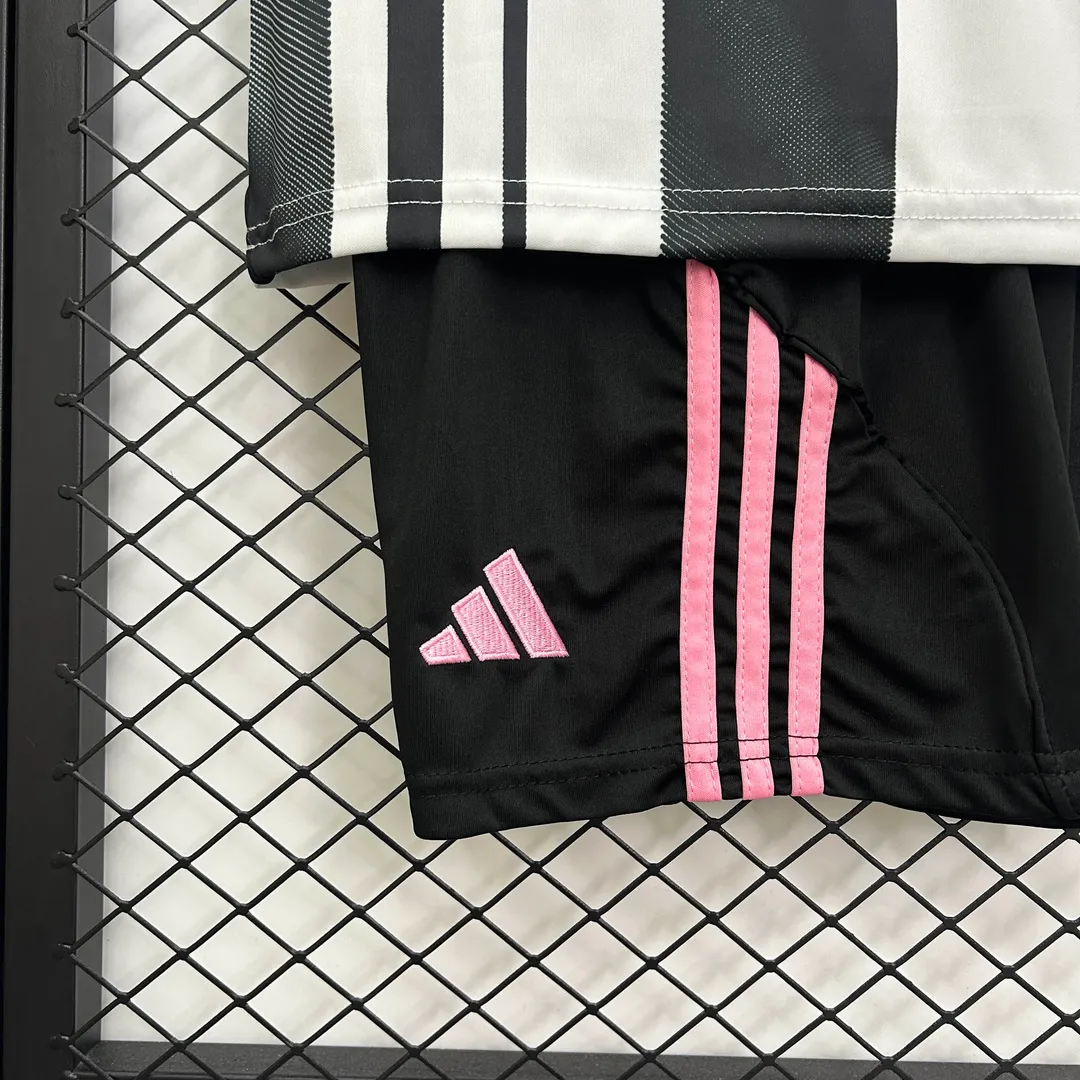 Camiseta Juventus Primera Equipación 2025/26 Niño--7