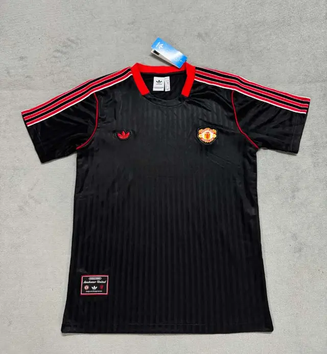 Maillot Manchester United Édition Commémorative 2025/26 Noir
